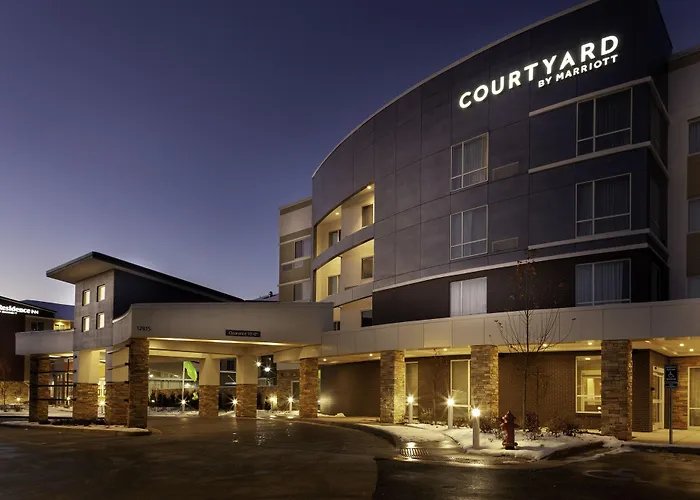 Courtyard By Marriott St. Louis West County Hotel