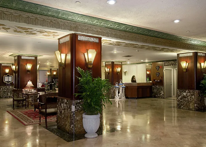 Cincinnati Luxury Hotels